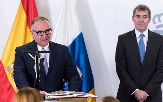 El consejero JosÃ© Miguel Baltar y el presidente Fernando Clavijo
